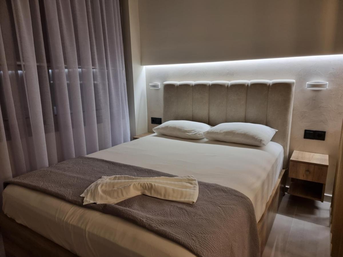 Iris City Center Premium Studio เทสซาโลนิกิ ภายนอก รูปภาพ