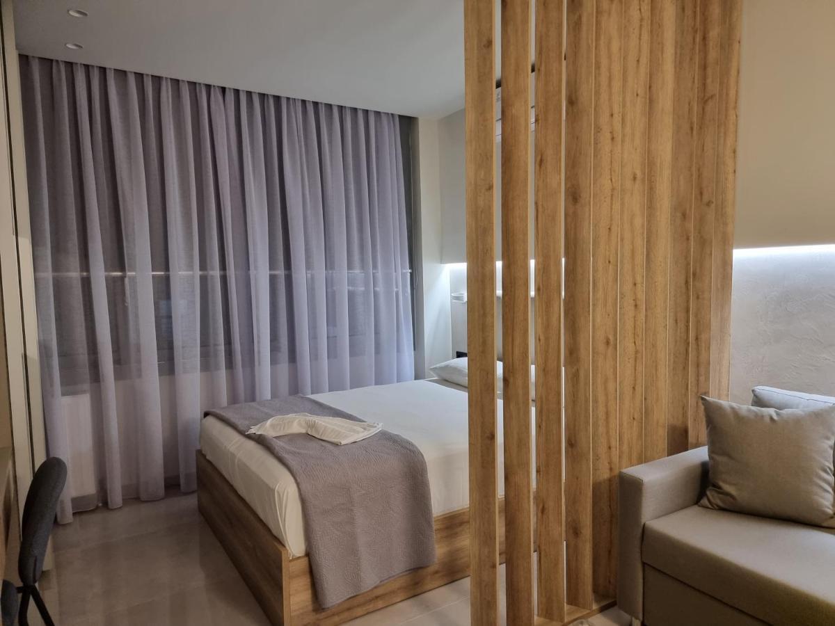 Iris City Center Premium Studio เทสซาโลนิกิ ภายนอก รูปภาพ