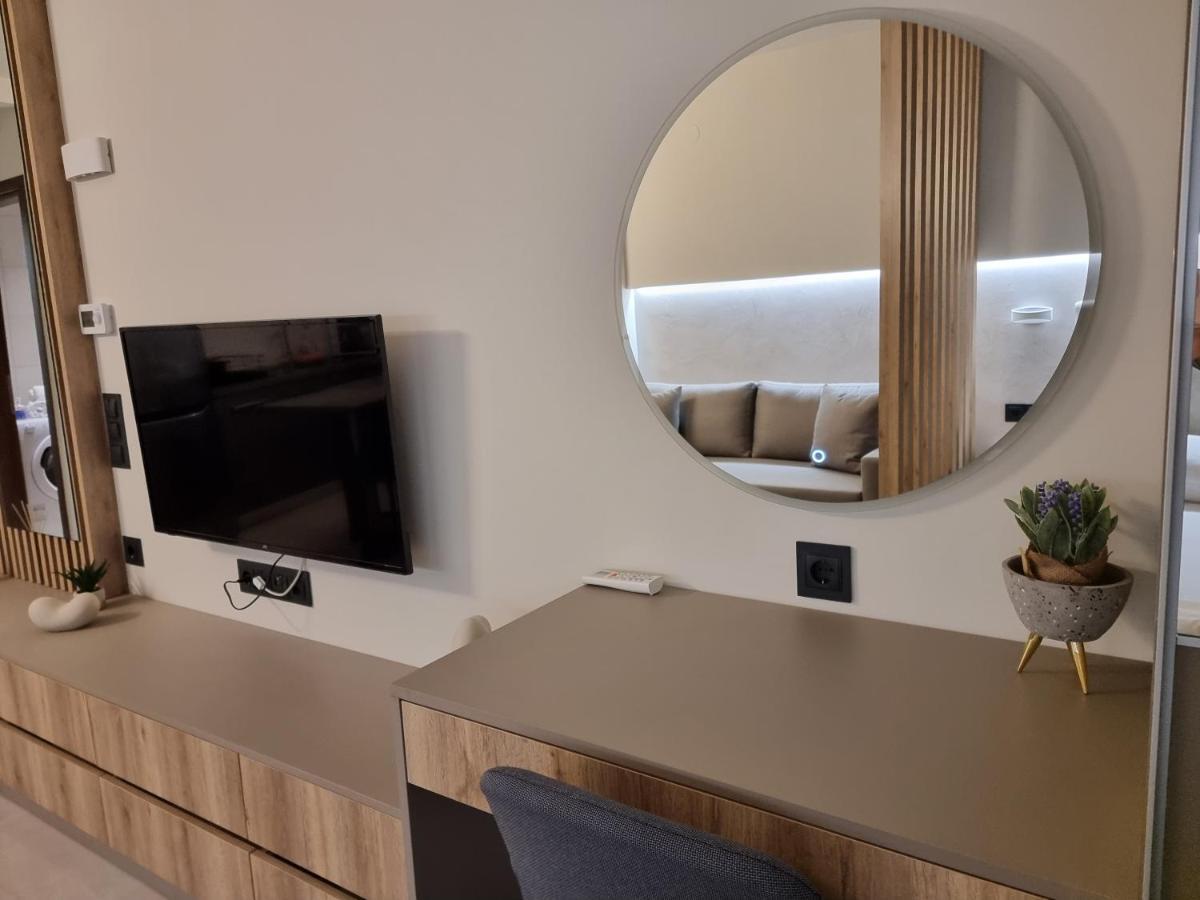 Iris City Center Premium Studio เทสซาโลนิกิ ภายนอก รูปภาพ